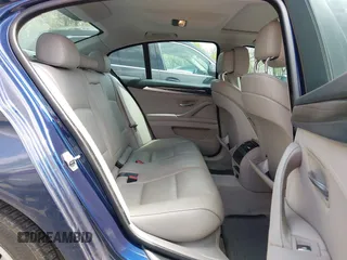 2013 BMW 5 Series 528i xDrive with VIN WBAXH5C52DD107297, listed as a IAAI auction lot 42004619 with 182,805 mi miles. Bid and sale history available at carsss.com. Image 8.