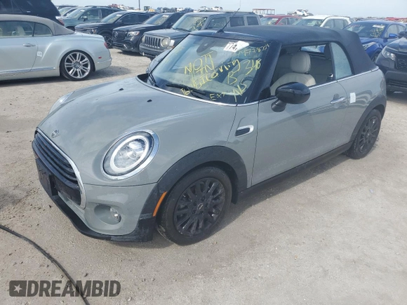 2020 MINI Convertible Cooper с VIN WMWWJ3C08L3L55115, выставлен на аукционе Copart как лот 74778224 с пробегом Не указан миль и На запчасти • Non repairable. История ставок и продаж доступна на DreamBid. Изображение 1.