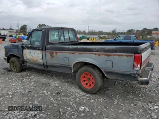 1989 Ford F-150 with VIN 1FTDF15Y5KNB19897, listed as a Copart auction lot 44824575 with 89,595 mi miles and Salvage Title. Bid and sale history available at carsss.com. Image 2.