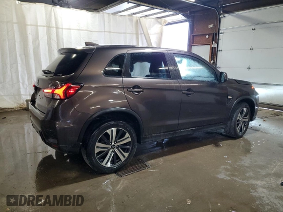 2020 Mitsubishi Outlander ES with VIN JA4AR3AU8LU026902, listed as a Copart auction lot 60210105 with 39,433 mi miles and Salvage title. Bid and sale history available at DreamBid. Image 3.