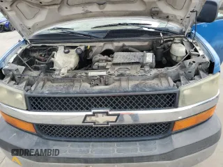 2005 Chevrolet Express Passenger with VIN 1GAHG39U351118043, listed as a Copart auction lot 70053224 with 264,381 mi miles and Clean title. Bid and sale history available at DreamBid. Image 12.