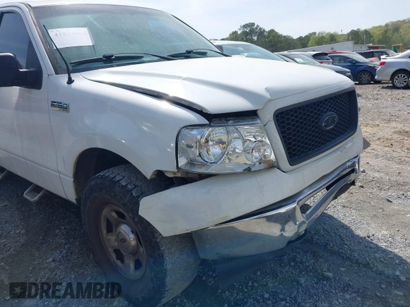 2006 Ford F-150 XLT with VIN 1FTRW12W56KA65159, listed as a IAAI auction lot 41913062 with 271,996 mi miles. Bid and sale history available at carsss.com. Image 6.