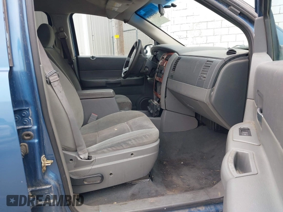2006 Dodge Durango SLT z VIN 1D4HD48296F108291, wystawiony jako IAAI lot #41538926 z przebiegiem 193 961 mil mil oraz . Historia ofert i sprzedaży dostępna na DreamBid. Obrazek 5.