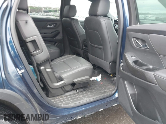 2023 Chevrolet Traverse LT Leather with VIN 1GNEVHKW8PJ288112, listed as a IAAI auction lot 41743297 with 19,651 mi miles. Bid and sale history available at carsss.com. Image 8.