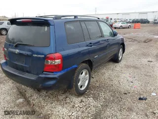 2007 Toyota Highlander w/3rd Row with VIN JTEEP21AX70218280, listed as a IAAI auction lot 41700822 with 2,230,944 mi miles. Bid and sale history available at carsss.com. Image 4.