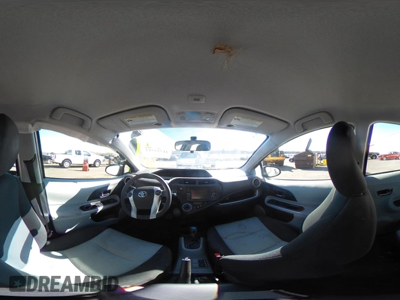 2014 Toyota Prius One z VIN JTDKDTB32E1574607, wystawiony jako IAAI lot #41724312 z przebiegiem 102 612 mil mil oraz . Historia ofert i sprzedaży dostępna na DreamBid. Obrazek 18.