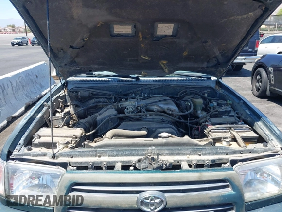 2000 Toyota 4Runner SR5 z VIN JT3GN86R0Y0167558, wystawiony jako IAAI lot #42361644 z przebiegiem 302 702 mil mil oraz . Historia ofert i sprzedaży dostępna na DreamBid. Obrazek 10.