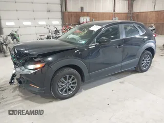2024 Mazda CX-30 2.5 S with VIN 3MVDMBAM2RM719794, listed as a IAAI auction lot 41773464 with 3,031 mi miles. Bid and sale history available at carsss.com. Image 17.