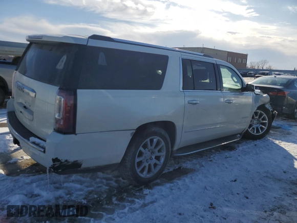 2015 GMC Yukon XL Denali with VIN 1GKS2JKJ8FR674890, listed as a Copart auction lot 45952505 with 120,032 mi miles and Salvage Title. Bid and sale history available at carsss.com. Image 3.