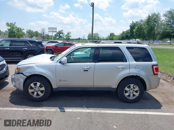 2011 Ford Escape Hybrid with VIN 1FMCU5K39BKB43196, listed as a IAAI auction lot 42558830 with 132,795 mi miles and . Bid and sale history available at DreamBid. Image 14.