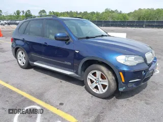 2012 BMW X5 35d z VIN 5UXZW0C55CL671999, wystawiony jako IAAI lot #42050871 z przebiegiem 108 604 mil mil oraz . Historia ofert i sprzedaży dostępna na DreamBid. Obrazek 1.
