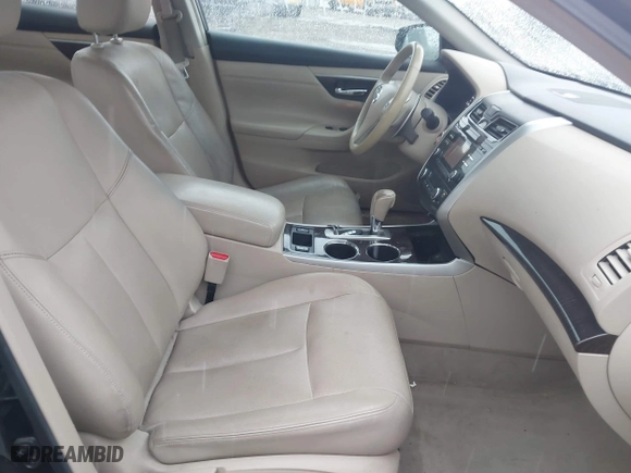 2013 Nissan Altima 3.5 SL with VIN 1N4BL3APXDC158501, listed as a IAAI auction lot 41744175 with 135,806 mi miles. Bid and sale history available at carsss.com. Image 5.