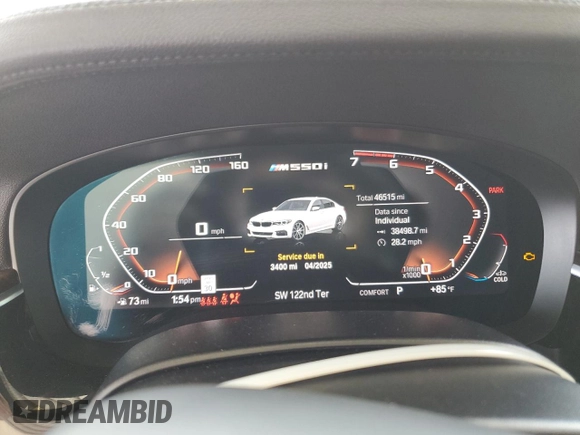2020 BMW 5 Series M550i xDrive z VIN WBAJS7C07LBN96328, wystawiony jako Copart lot #52234045 z przebiegiem 46 515 mil mil oraz Nie do naprawy • Non repairable. Historia ofert i sprzedaży dostępna na DreamBid. Obrazek 9.