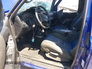 2003 Ford Ranger XL Fleet с VIN 1FTZR45E63PB10538, выставлен на аукционе IAAI как лот 42283191 с пробегом 252 049 миль миль и . История ставок и продаж доступна на DreamBid. Изображение 5.