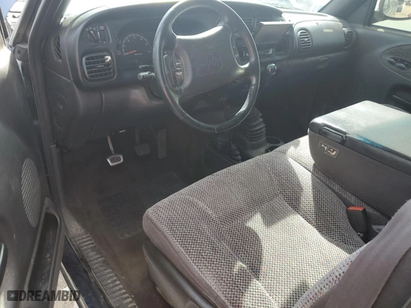 2001 Dodge Ram 1500 with VIN 3B7HF13Y11G185598, listed as a Copart auction lot 52119455 with 167,152 mi miles and Salvage Title. Bid and sale history available at carsss.com. Image 8.