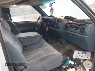 1997 Dodge 1500 with VIN 3B7HC13Y8VG787591, listed as a IAAI auction lot 41493641 with 281,506 mi miles and . Bid and sale history available at DreamBid. Image 5.