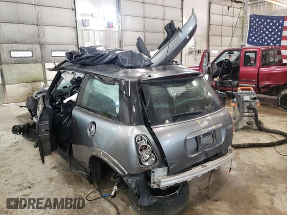 2003 MINI Hardtop S with VIN WMWRE33473TD65254, listed as a Copart auction lot 57102142 with Not Provided miles and Non Repairable. Bid and sale history available at DreamBid. Image 3.