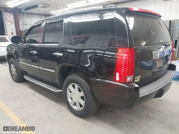 2009 Cadillac Escalade with VIN 1GYFK13279R254685, listed as a IAAI auction lot 40486846 with 187,339 mi miles. Bid and sale history available at carsss.com. Image 3.