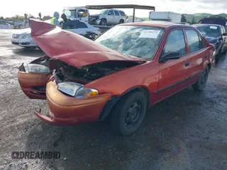 2001 Chevrolet Prizm z VIN 1Y1SK528X1Z406430, wystawiony jako IAAI lot #41789273 z przebiegiem 185 620 mil mil oraz . Historia ofert i sprzedaży dostępna na DreamBid. Obrazek 2.