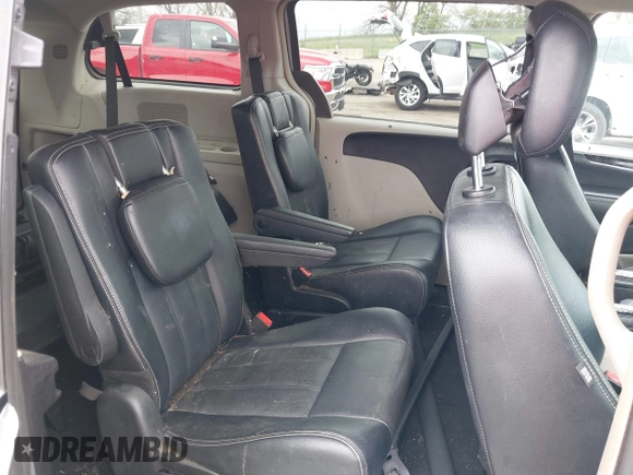 2014 Chrysler Town & Country Touring with VIN 2C4RC1BG7ER208324, listed as a IAAI auction lot 42102263 with 223,953 mi miles. Bid and sale history available at carsss.com. Image 8.