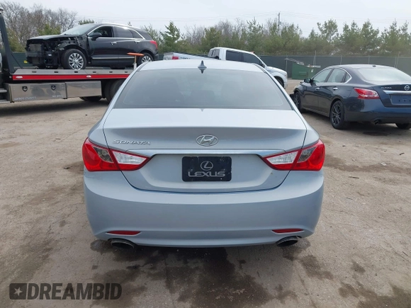2012 Hyundai Sonata 2.4L Limited PZEV with VIN 5NPEC4AC2CH333580, listed as a IAAI auction lot 42024064 with 155,909 mi miles. Bid and sale history available at carsss.com. Image 16.