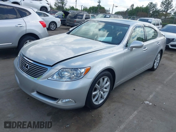 2007 Lexus LS 460 z VIN JTHBL46F875014386, wystawiony jako IAAI lot #41946333 z przebiegiem 134 574 mil mil oraz . Historia ofert i sprzedaży dostępna na DreamBid. Obrazek 18.