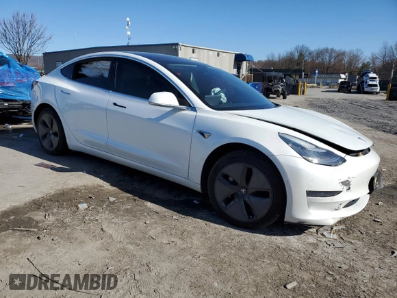 2020 Tesla Model 3 Long Range z VIN 5YJ3E1EB0LF628130, wystawiony jako Copart lot #50706955 z przebiegiem 67 384 mil mil oraz Szkoda całkowita • Salvage title. Historia ofert i sprzedaży dostępna na DreamBid. Obrazek 4.