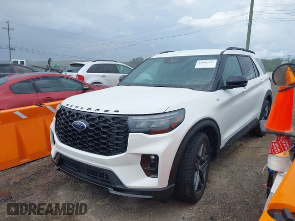 2025 Ford Explorer ST-Line with VIN 1FMUK7KH6SGB58226, listed as a IAAI auction lot 42687937 with Not provided miles and . Bid and sale history available at DreamBid. Image 17.