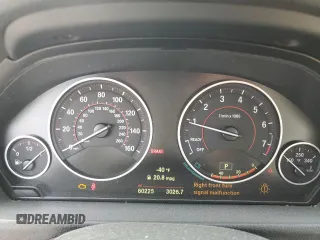 2015 BMW 3 Series 335i xDrive с VIN WBA3B9G53FNR93869, выставлен на аукционе Copart как лот 62071505 с пробегом 60 225 миль миль и Списание • Salvage title. История ставок и продаж доступна на DreamBid. Изображение 9.