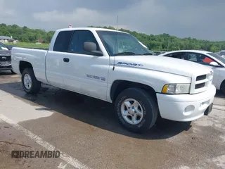 2000 Dodge 1500 with VIN 3B7HC13Z7YG103630, listed as a IAAI auction lot 42240485 with 21,142 mi miles and . Bid and sale history available at DreamBid. Image 1.