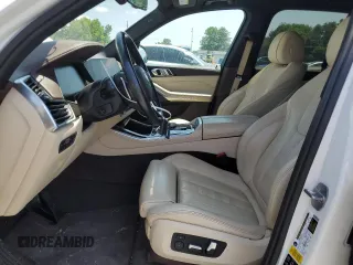 2019 BMW X5 xDrive40i with VIN 5UXCR6C5XKLL61071, listed as a Copart auction lot 60158945 with 67,631 mi miles and Salvage title. Bid and sale history available at DreamBid. Image 7.