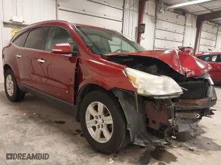 2010 Chevrolet Traverse LT w/1LT with VIN 1GNLRFED5AS141211, listed as a IAAI auction lot 41407190 with 189,101 mi miles. Bid and sale history available at carsss.com. Image 1.
