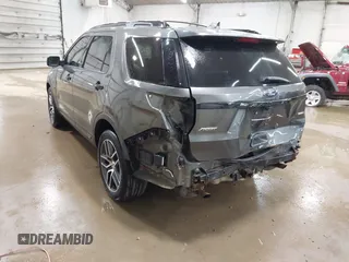 2016 Ford Explorer Sport с VIN 1FM5K8GT9GGB60311, выставлен на аукционе IAAI как лот 42507104 с пробегом 121 776 миль миль и . История ставок и продаж доступна на DreamBid. Изображение 3.