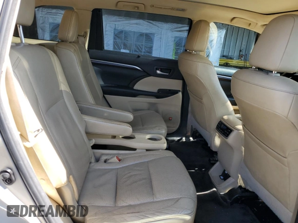 2015 Toyota Highlander Limited with VIN 5TDDKRFH4FS212497, listed as a Copart auction lot 63467635 with 492,359 mi miles and Salvage title. Bid and sale history available at DreamBid. Image 11.