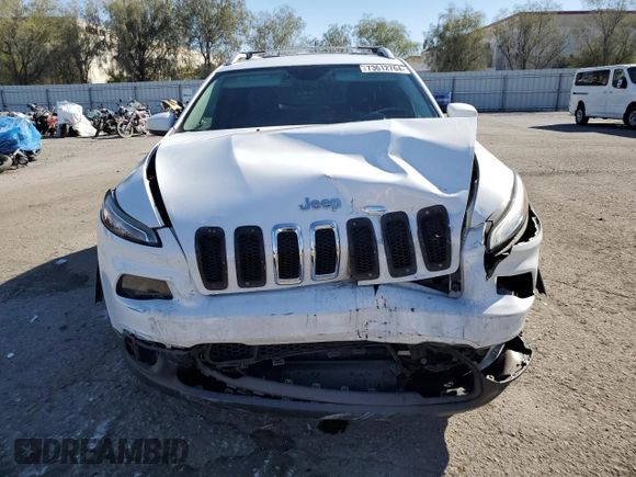 2016 Jeep Cherokee Latitude with VIN 1C4PJMCS6GW104936, listed as a Copart auction lot 73612764 with 117,879 mi miles and Salvage Title. Bid and sale history available at carsss.com. Image 5.