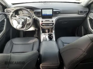 2024 Ford Explorer XLT with VIN 1FMSK8DH5RGA59658, listed as a Copart auction lot 45171085 with 7,960 mi miles and Salvage Title. Bid and sale history available at carsss.com. Image 8.