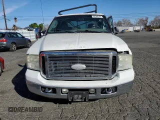 2006 Ford Super Duty F-250 XL with VIN 1FTSW20P26EB54317, listed as a Copart auction lot 87952395 with 209,844 mi miles and Non Repairable. Bid and sale history available at carsss.com. Image 5.