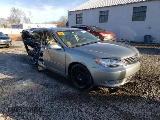 2006 Toyota Camry STD with VIN 4T1BE32K16U675086, listed as a Copart auction lot 44509675 with Not Provided miles and Salvage Title. Bid and sale history available at carsss.com. Image 4.