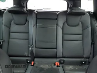 2020 Volvo V60 z VIN YV1102EM2L2366282, wystawiony jako Copart lot #78076903 z przebiegiem 27 977 mil mil oraz . Historia ofert i sprzedaży dostępna na DreamBid. Obrazek 10.