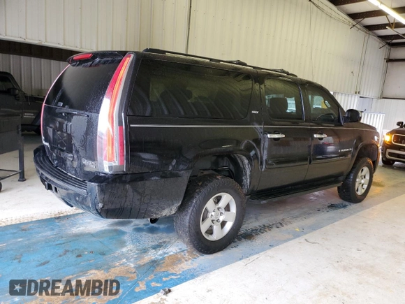 2008 GMC Yukon XL SLE w/3SA with VIN 1GKFC16068R147935, listed as a Copart auction lot 73584174 with 395,875 mi miles and Salvage Title. Bid and sale history available at carsss.com. Image 3.
