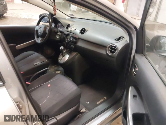 2012 Mazda 2 Sport with VIN JM1DE1KZ0C0149808, listed as a IAAI auction lot 42233078 with 166,111 mi miles and . Bid and sale history available at DreamBid. Image 5.
