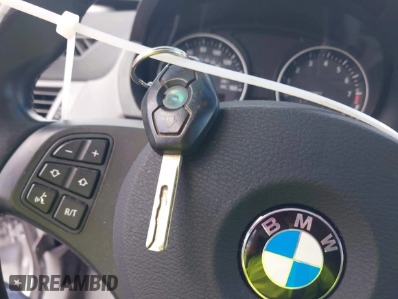 2007 BMW X3 3.0si with VIN WBXPC93407WF27218, listed as a IAAI auction lot 42198685 with 121,759 mi miles and . Bid and sale history available at DreamBid. Image 11.