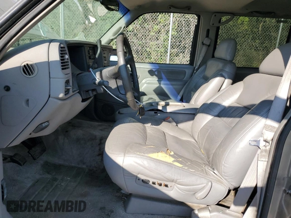 1999 GMC Yukon with VIN 1GKEK13R5XJ725991, listed as a Copart auction lot 71176784 with 245,481 mi miles and Clean Title. Bid and sale history available at carsss.com. Image 7.