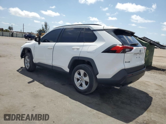 2021 Toyota RAV4 XLE with VIN 2T3W1RFV9MW166971, listed as a Copart auction lot 52300085 with 43,178 mi miles and Salvage Title. Bid and sale history available at carsss.com. Image 2.