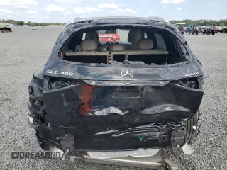 2024 Mercedes-Benz GLC 300 z VIN W1NKM4HB4RF089939, wystawiony jako Copart lot #48297345 z przebiegiem 24 682 mil mil oraz Nie do naprawy • Non repairable. Historia ofert i sprzedaży dostępna na DreamBid. Obrazek 6.