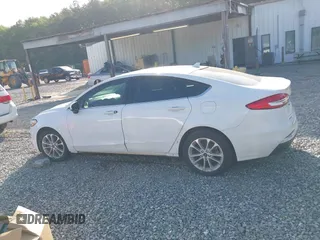 2019 Ford Fusion SE with VIN 3FA6P0LU6KR152166, listed as a IAAI auction lot 42086365 with 158,557 mi miles and . Bid and sale history available at DreamBid. Image 14.