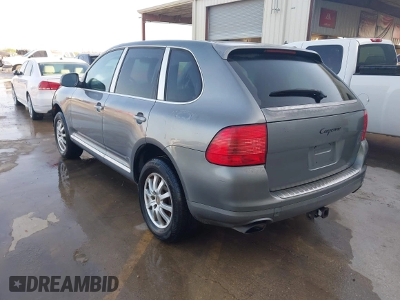 2006 Porsche Cayenne with VIN WP1AA29P66LA25214, listed as a IAAI auction lot 41671677 with 1 mi miles. Bid and sale history available at carsss.com. Image 3.