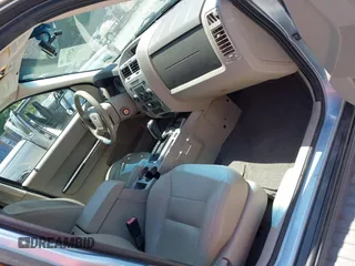 2008 Ford Escape Hybrid z VIN 1FMCU59H38KE68792, wystawiony jako IAAI lot #42557191 z przebiegiem 140 760 mil mil oraz . Historia ofert i sprzedaży dostępna na DreamBid. Obrazek 5.