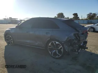 2022 Audi RS Q8 z VIN WU1ARBF14ND010975, wystawiony jako Copart lot #45132665 z przebiegiem 27 088 mil mil oraz Szkoda całkowita • Salvage title. Historia ofert i sprzedaży dostępna na DreamBid. Obrazek 2.