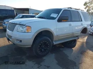 2006 Ford Expedition Eddie Bauer z VIN 1FMFU18586LA33979, wystawiony jako IAAI lot #41612898 z przebiegiem 250 956 mil mil oraz . Historia ofert i sprzedaży dostępna na DreamBid. Obrazek 2.